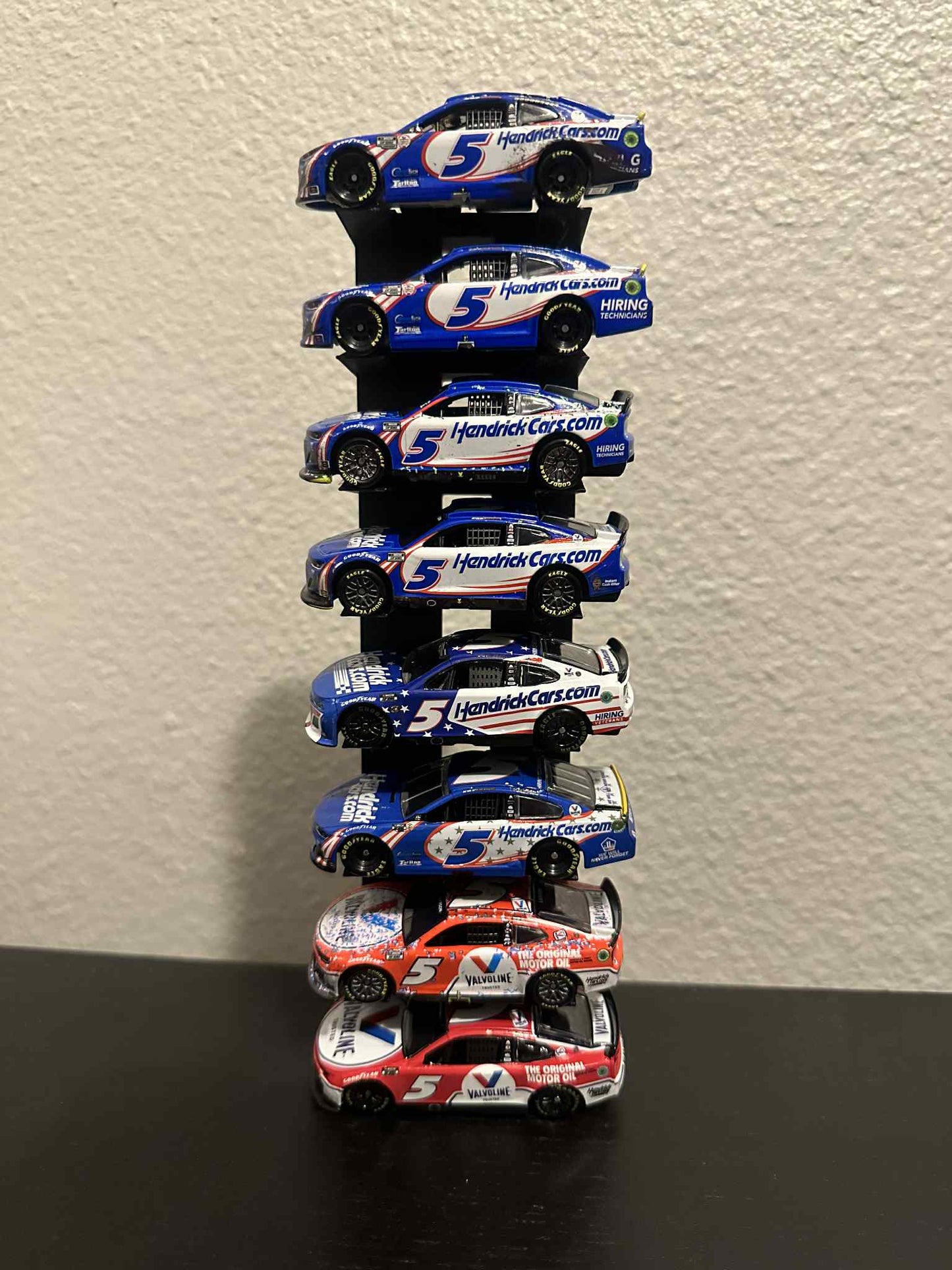 NASCAR 1:64 Diecast Stands